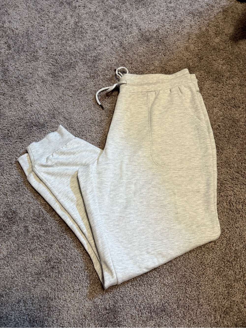 Stars Above gray heather cuffed sweatpants size L #loungewear #comfort
